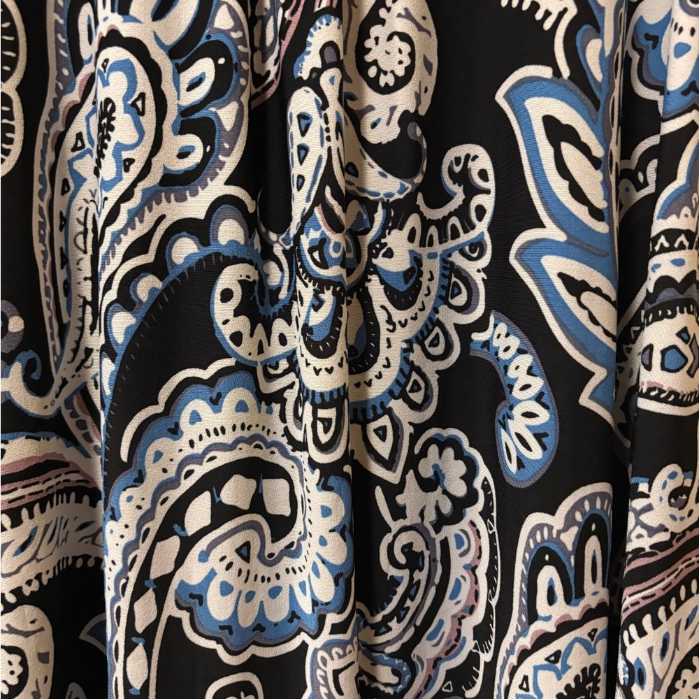 Lildy Printed Pocket Sleeveless Tunic - Black & Blue Paisley - Picture 3 of 4
